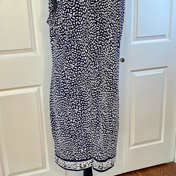 MICHAEL KORS  Size OX Border True Navy Leopard Print Stretch Jersey Dress - Picture 4 of 16